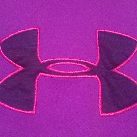 UNDER ARMOUR STORM HOODIE -SOLD - Picture 3 of 8